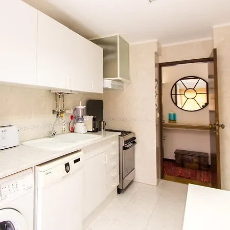 Apartment Spacious In *